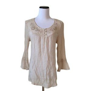🌸2/$12 TANTRUMS Sz L Ivory Embroidered Crochet Cutout Lace Pleated Top